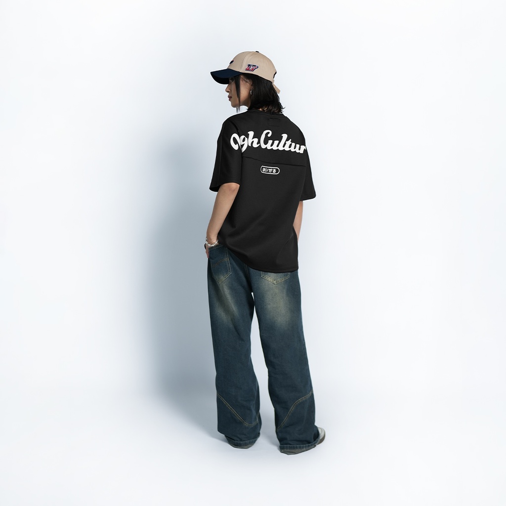 11110202-MODEL-02.webp